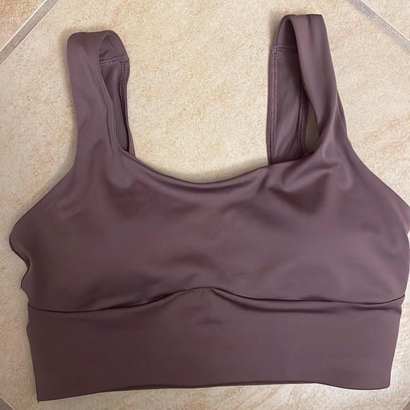 Gymshark Sports Bra - Picture 3 of 5